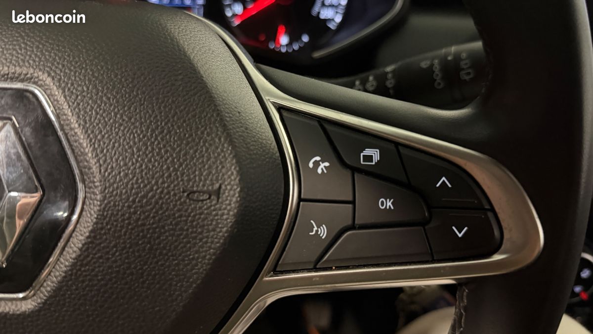 RENAULT CLIO 1.5 BLUEDCI 85ch BUSINESS - ENTRETIEN A JOUR - CARPLAY - 2EME MAIN (image 15)