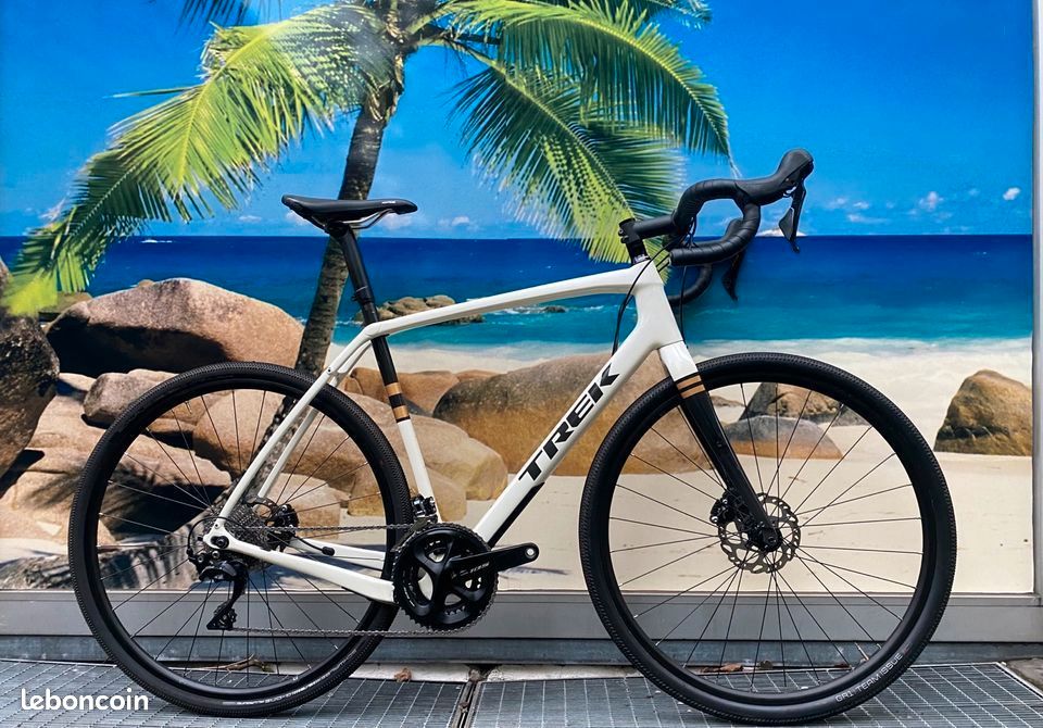 Vélo de Route Superior RR 9.4 – Shimano 105 12V – Freins à Disque