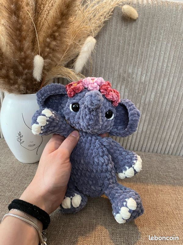 Doudou Cœur Crochet Amigurumi Fait Main - 27x37 Cm, Neuf, Fabrication Française