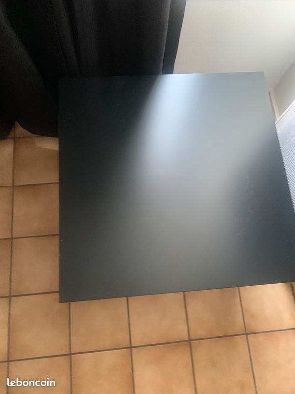 Table (image 3)