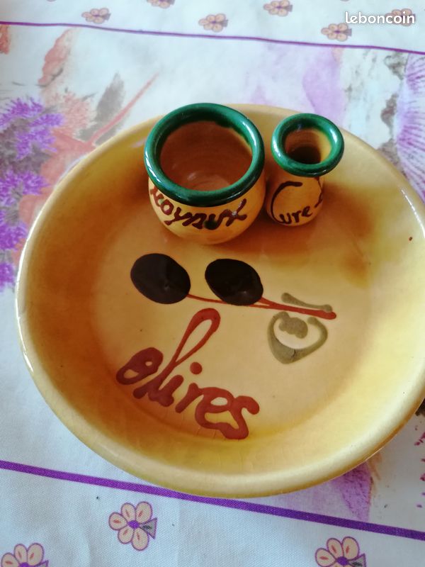 Plat à olives (image 1)