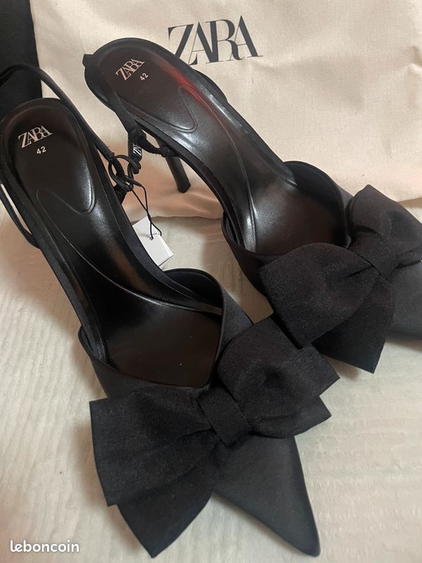 Talons Mi-hauts En Dentelle Zara - Tailles 5 Et 6 (UK) - Bleu, Neufs Sans Boîte