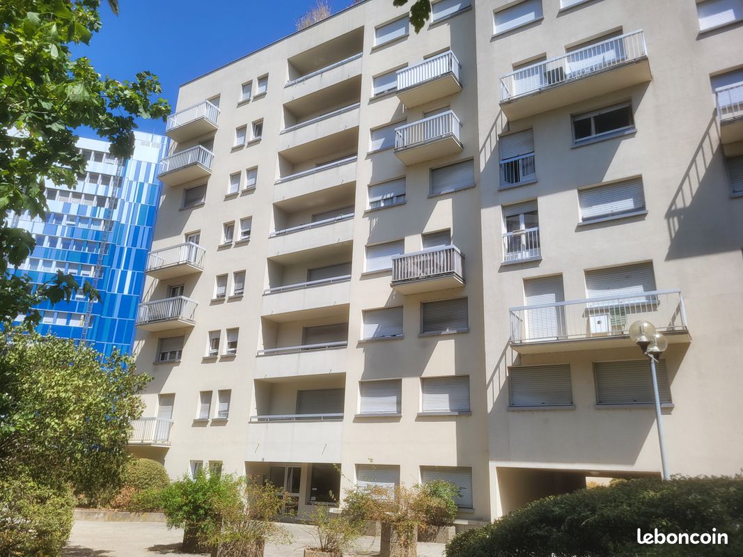 Appartement 4 pièces 80 m² · à Dijon · 80 m² · 215 000 €
