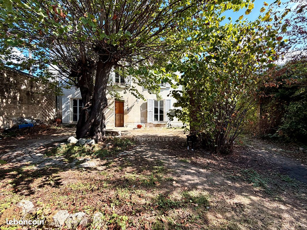 Maison 8 pièces 145 m² · à Souppes-sur-Loing · 145 m² · 194 400 €