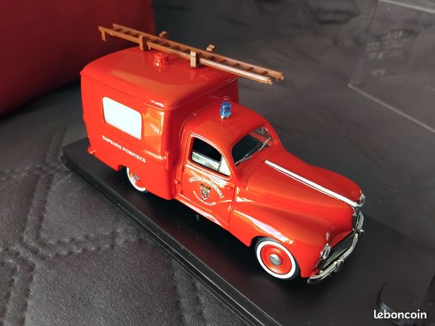 Verem Résine 1/43 - Peugeot 203 U8 Cirque Pinder Service Publicité