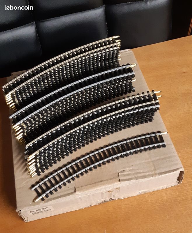 Lot 70 Rails Courbes Jouef HO – Bon état – Train Miniature Occasion