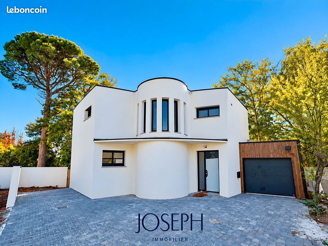 Maison 5 pièces 215 m² · à Tournefeuille · 215 m² · 1 130 000 €