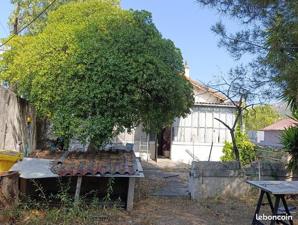MARSEILLE 11e – LA POMME – MAISON INDIVIDUELLE AVEC JARDIN ET FORT POTENTIEL — 13