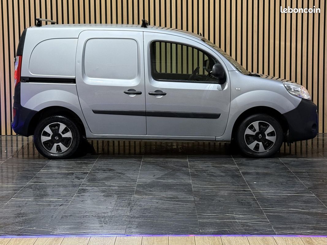 Renault kangoo l1 1.5 80 ii express fourgon rien a prevoir (image 9)