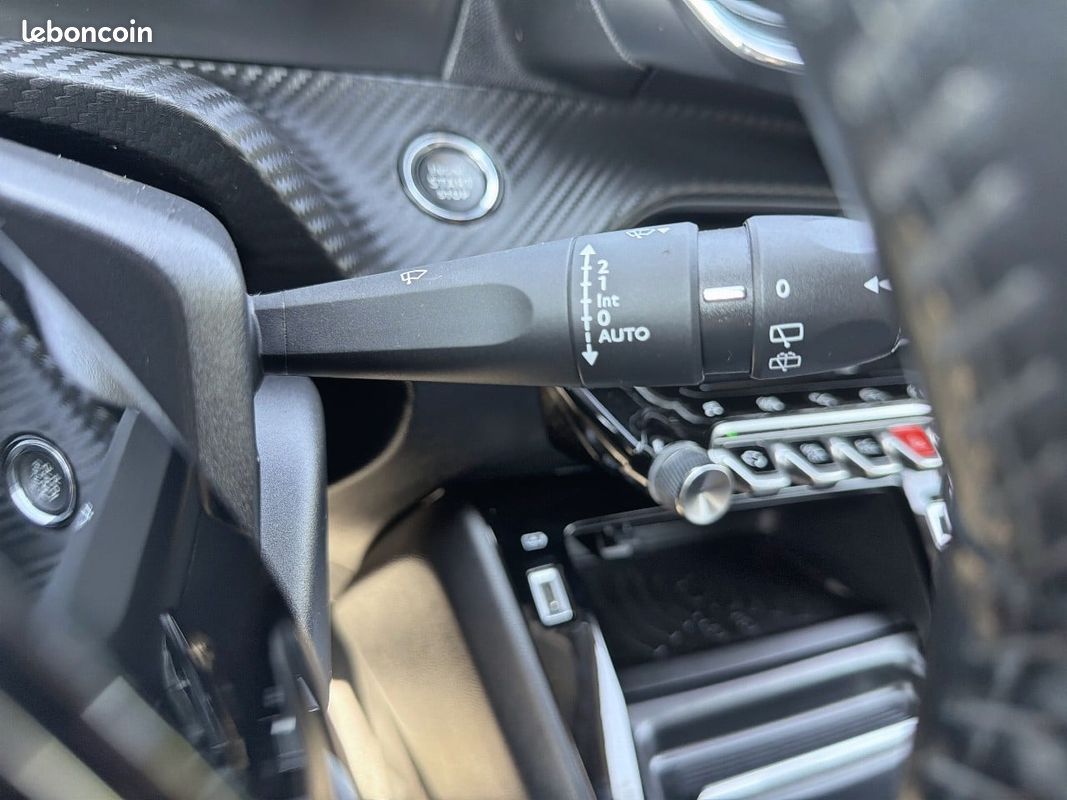 PEUGEOT 208 Electrique 50 kWh 136ch Allure Business (image 22)