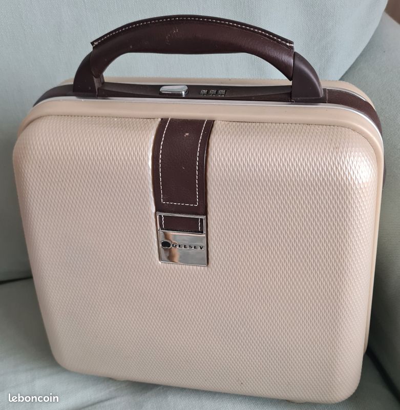 Delsey Rigide Vanity Delsey Vintage Vanity Case Delsey Vintage