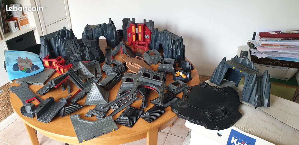 Tres gros lot de Playmobils (image 18)