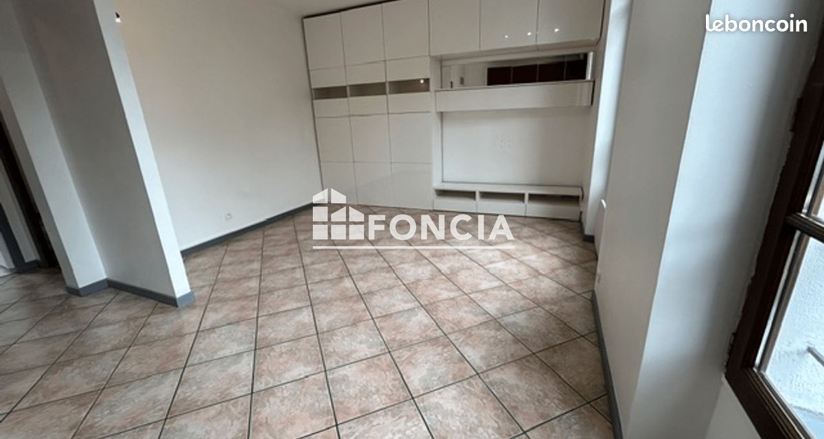 Appartement 3 pièces 37 m² · à Villeneuve-Saint-Georges · 37 m² · 980 €