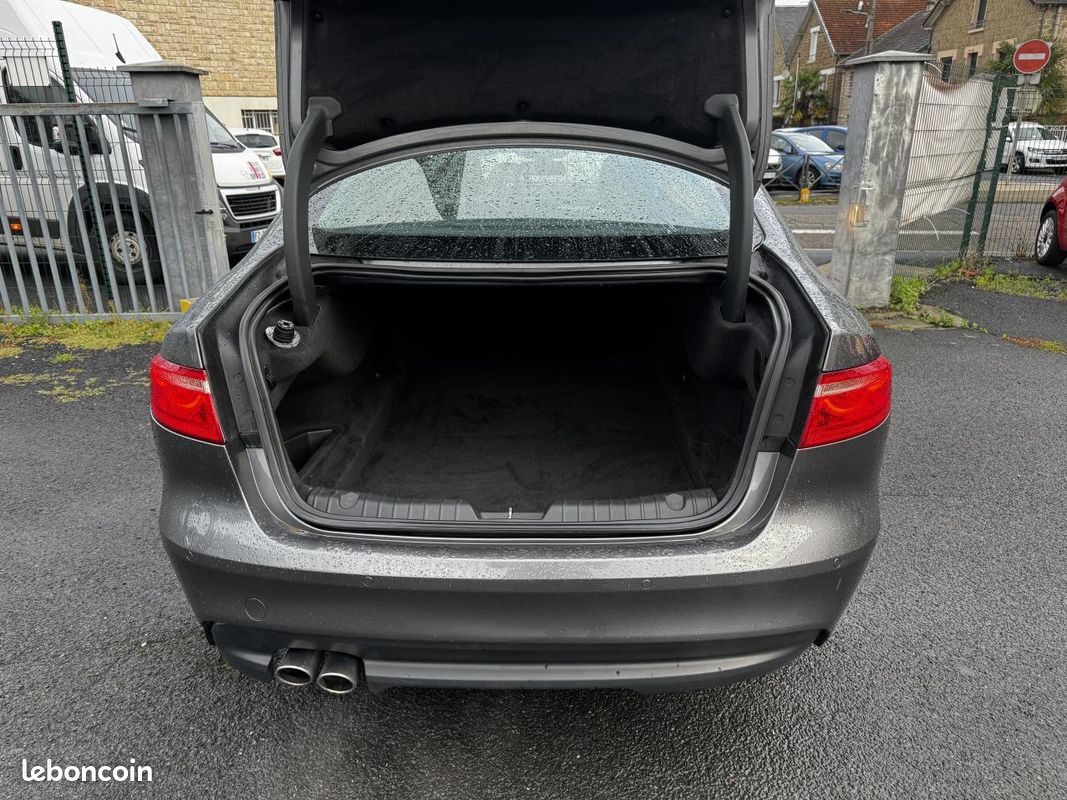 JAGUAR XF 2.0 D - 180 BVA S&S Prestige Gps + Camera AR + Clim (image 9)