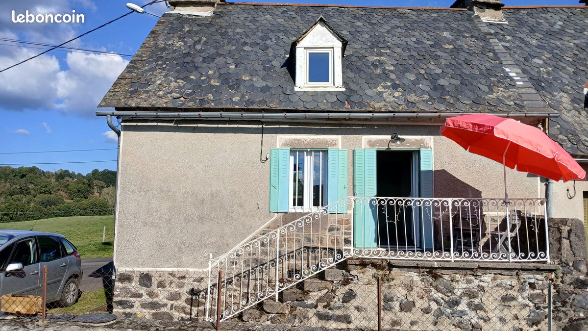 Maison 3 pièces 70 m² · à Saint-Bonnet-de-Salers · 70 m² · 87 000 €
