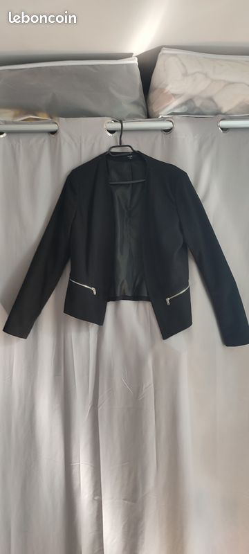 Blazer court noir (image 2)