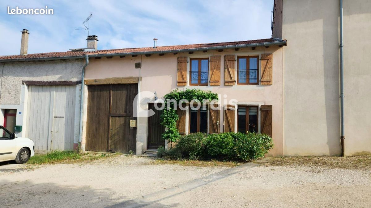 Maison 6 pièces 169 m² · à Ménil-la-Tour · 169 m² · 240 000 €