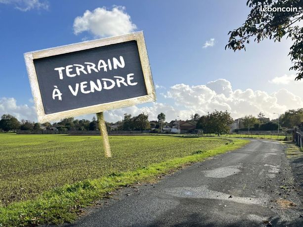 Terrain 826 m² Loulay