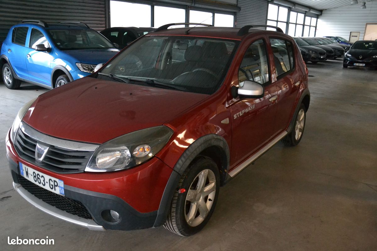 Dacia sandero 1.6 stepway essence garantie 12 mois (image 1)