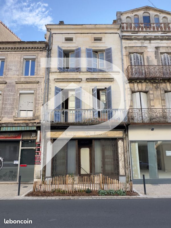 Immeuble 7 pièces 180 m² · à Ribérac · 180 m² · 65 000 €