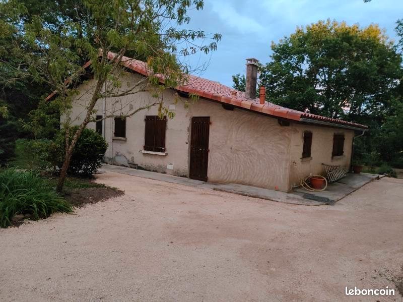 Maison 4 pièces 80 m² · à Castelnau d'Auzan Labarrère · 80 m² · 740 €/mois