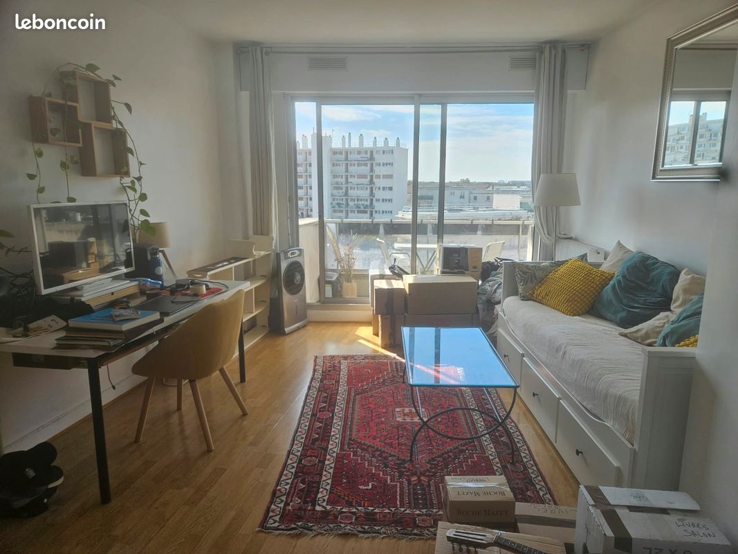 Appartement 2 pièces 44 m² · à Vincennes · 44 m² · 1 051 €/mois