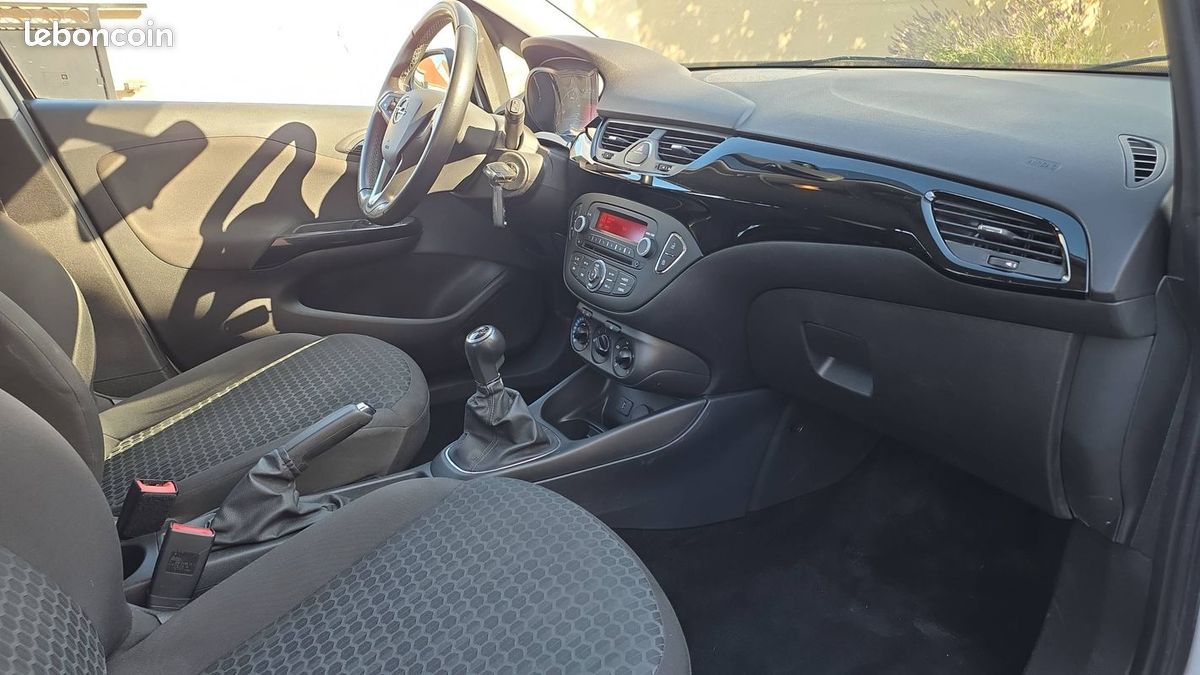 Opel Corsa 1.4 90 Edition (image 10)
