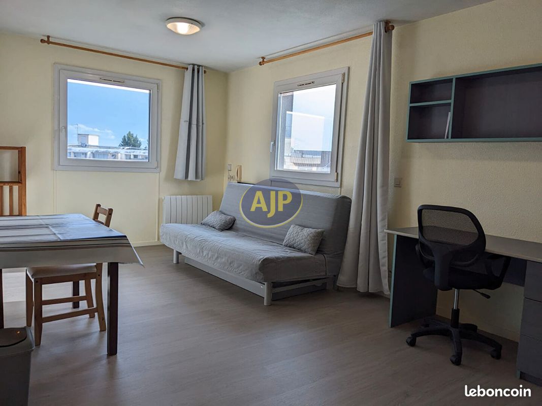 Appartement 1 pièce 28 m² · à Bordeaux · 28 m² · 650 €/mois