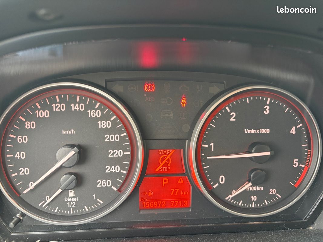 BMW X1 (E84) SDRIVE18D 143CH EXECUTIVE - Radar AR / Sièges chauffants (image 13)