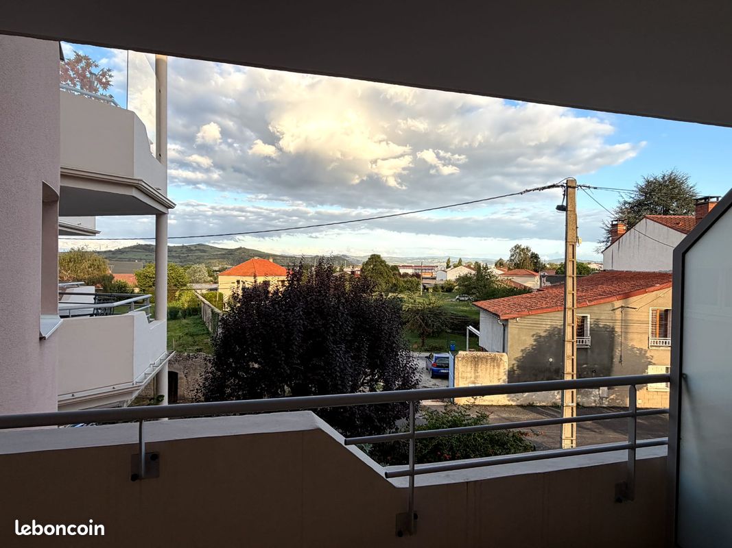 Appartement 2 pièces 50 m² · à Issoire · 50 m² · 615 €/mois
