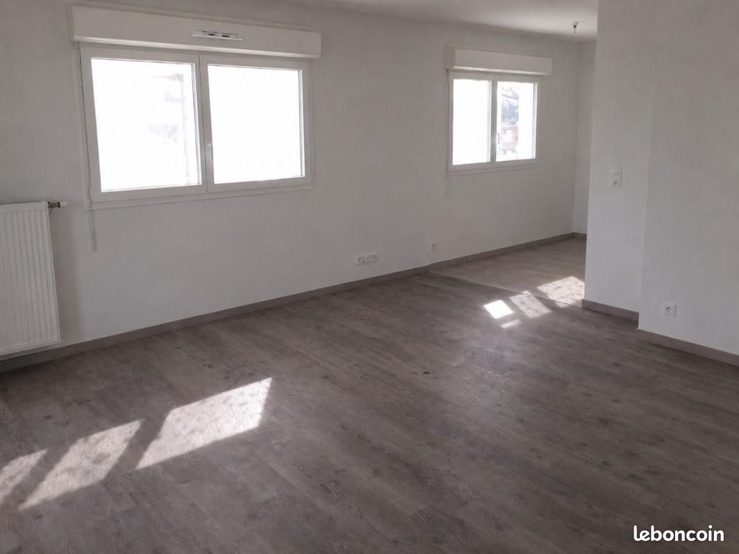 Appartement 3 pièces 67 m² · à Cenon · 67 m² · 827 €/mois