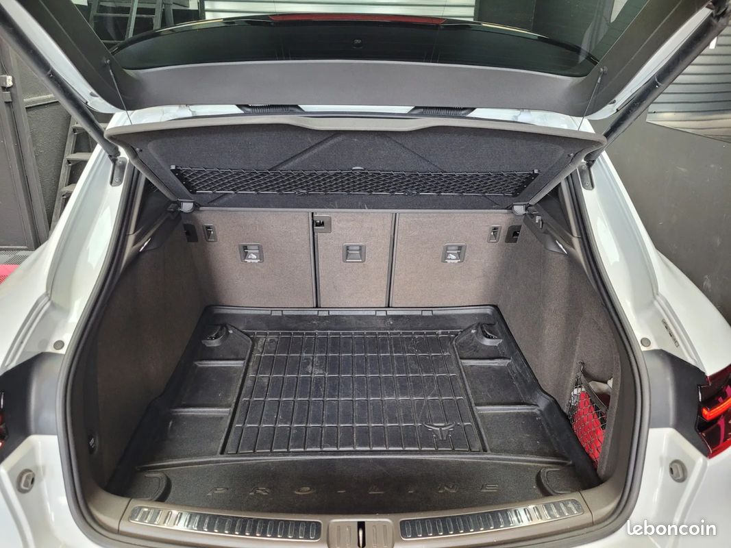 PORSCHE MACAN Diesel 3.0 V6 258 ch S PDK / SUPERBE ETAT - 2EME MAIN - ENTRETIEN PORSCHE - TOIT OUVRANT - BOSE (image 10)