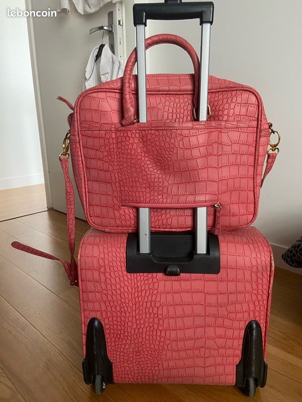 Weekend Bag Parfois Suitcase Buy ELLE Floral Print Hardcase