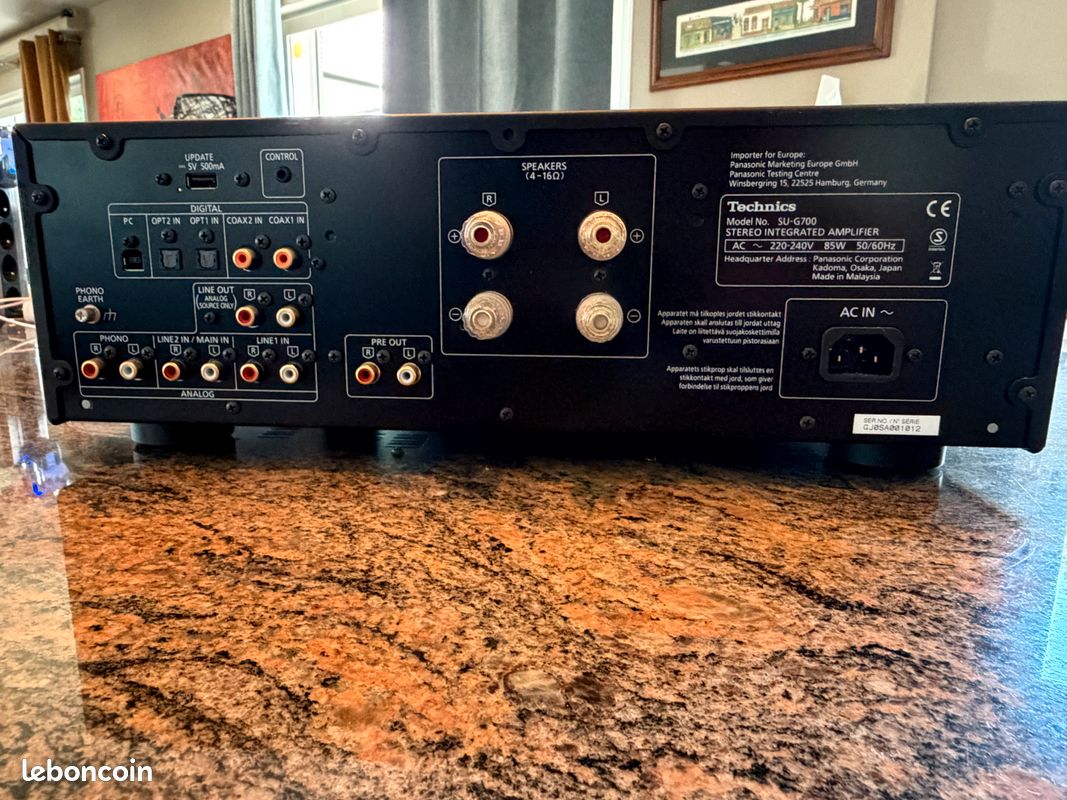 Ampli Technics Model No. SU-G700 (image 2)