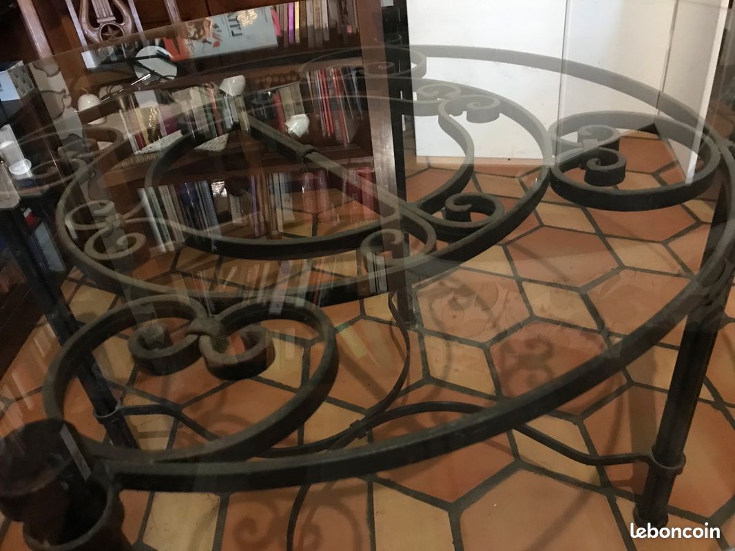 Table (image 4)