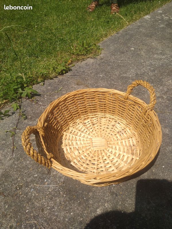 Panier en osier et corde tressée (image 1)