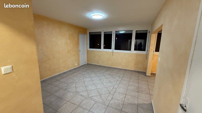Appartement 3 pièces 65 m² · à Tarbes · 65 m² · 680 €