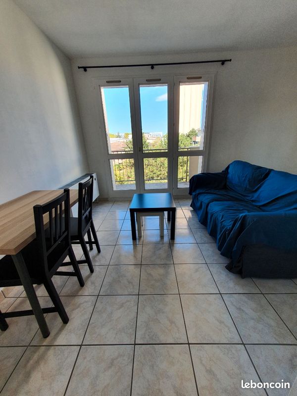 Appartement 1 pièce 26 m² · à Blagnac · 26 m² · 594 €