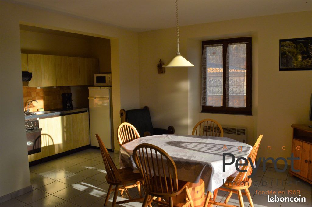 Appartement 2 pièces 42 m² · à Angoustrine-Villeneuve-des-Escaldes · 42 m² · 452 €/mois