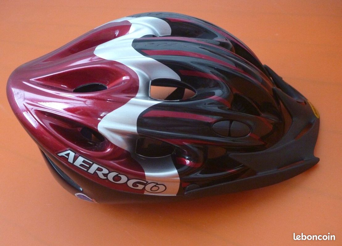 aerogo bike helmet Lumos Ultra Aero GT Road with Light Commuter Cycling for Adults ensuring comfort and focus on your performance Giro Advantage 2 Aero Helmet