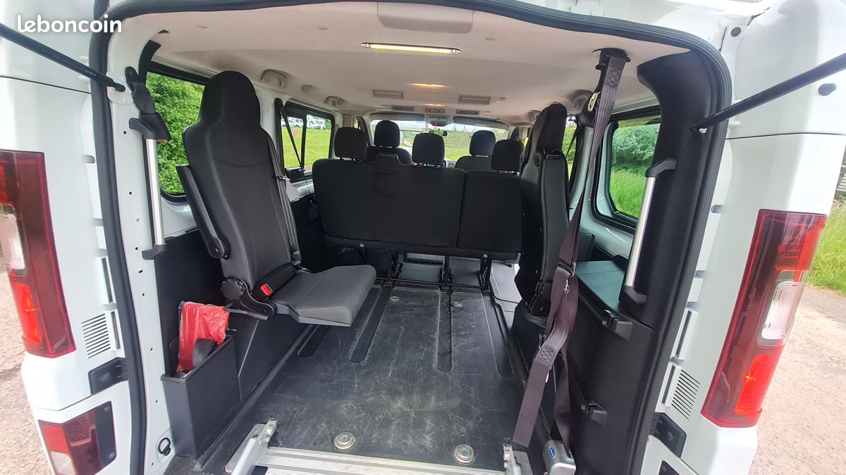 Renault trafic 3 dci combi 8 places tpmr acces fauteuil roulant 21400 kms revise et garanti europe (image 7)