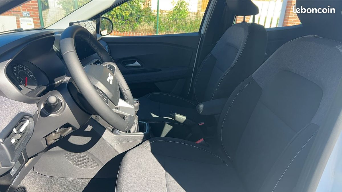 Dacia Sandero 1.0 TCe 100 Expression (image 25)