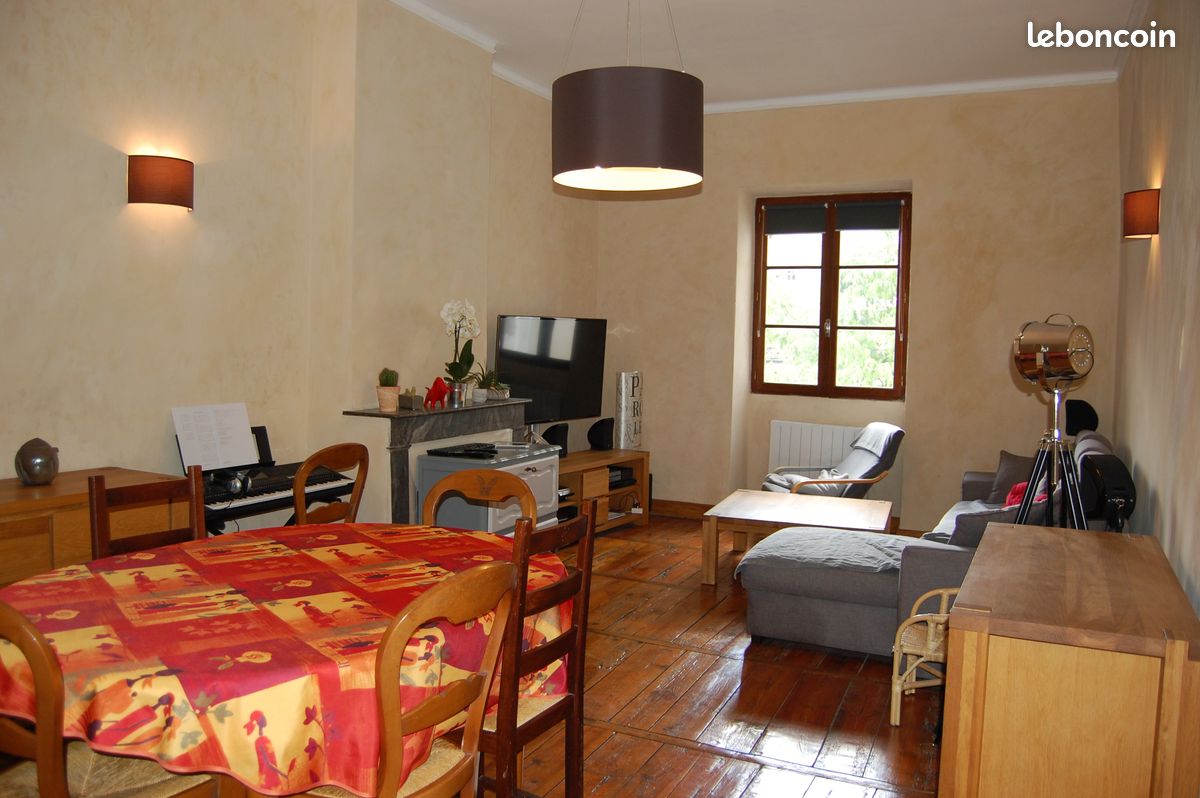 Appartement 4 pièces 102 m² · à Cahors · 102 m² · 93 000 €