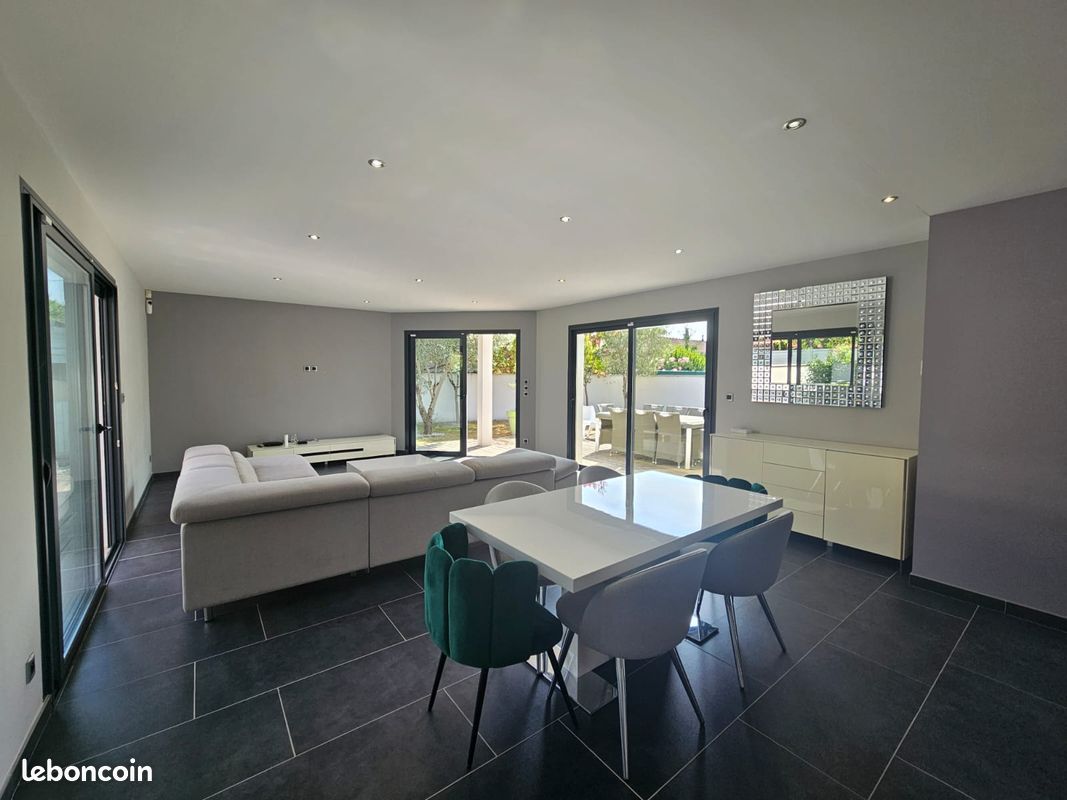Maison 4 pièces 140 m² · à Carignan-de-Bordeaux · 140 m² · 1 865 €/mois