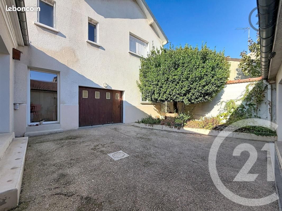 Maison 7 pièces 156 m² · à Reims · 156 m² · 350 000 €