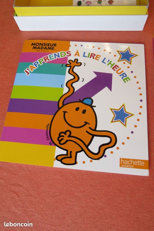 Coffret Monsieur Madame J'apprends à lire l'heure + 2 figurines offertes + montre (image 3)