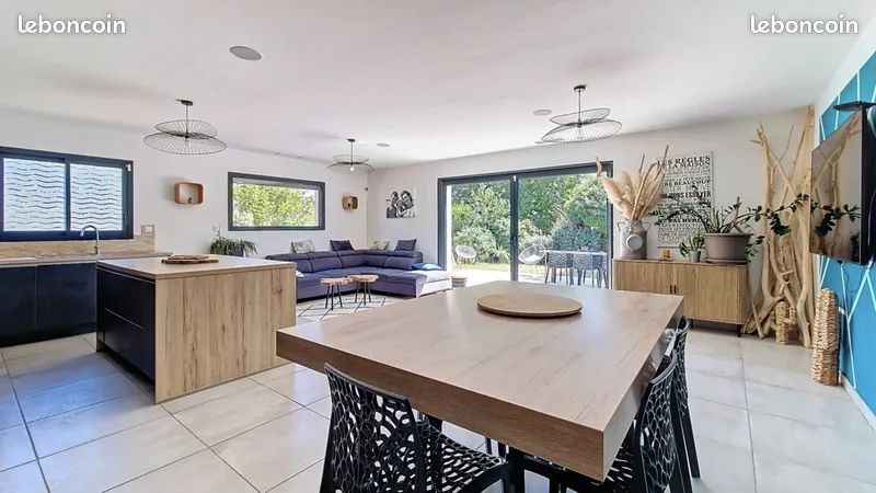 Maison 6 pièces 140 m² · à Génissieux · 140 m² · 439 000 €