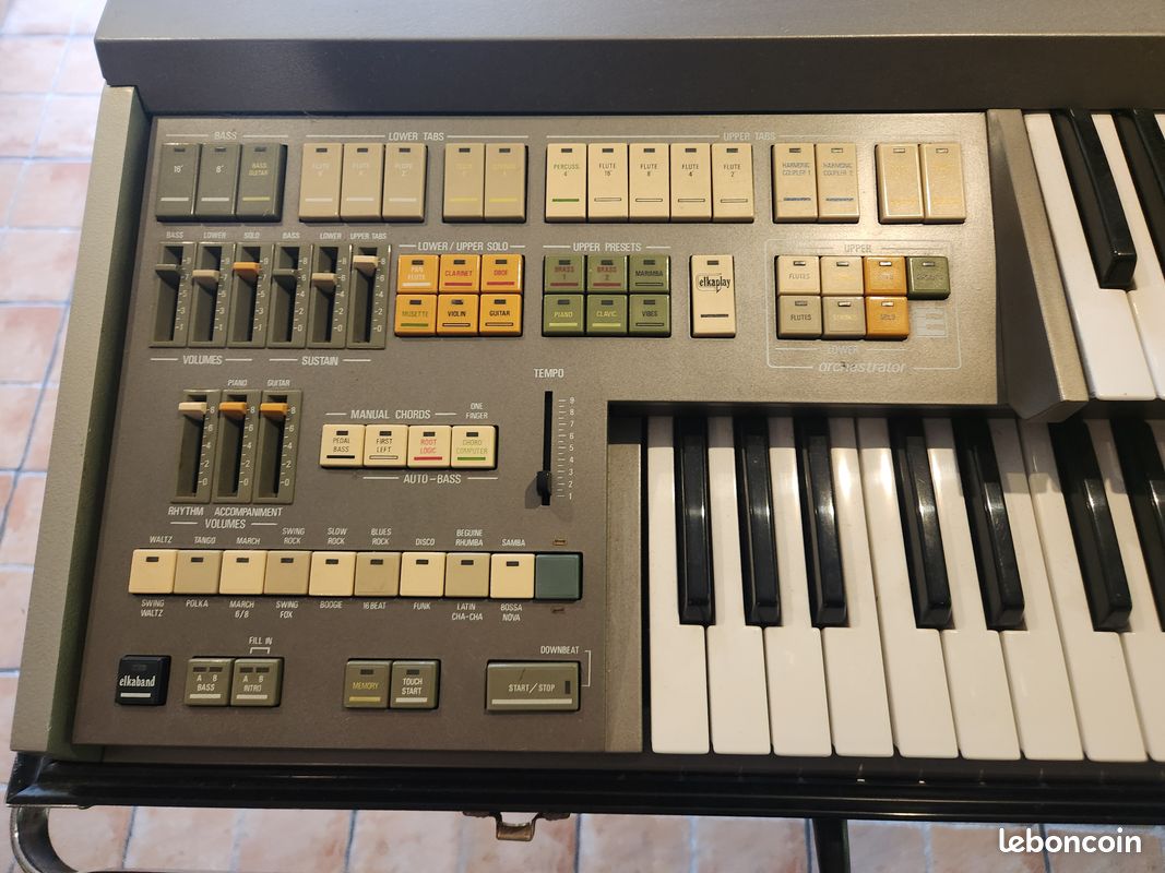 Orgue Elka X25 avec accessoires (image 1)