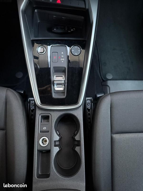 Audi A3 sportback 30 TFSI Mild Hybrid 110 S tronic 7 Design (image 12)