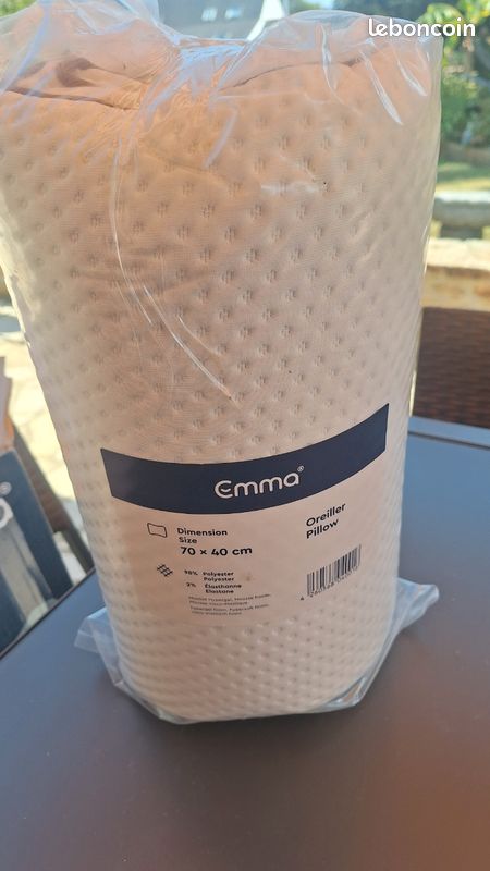 Oreiller Emma 70 × 40 cm neuf (image 1)